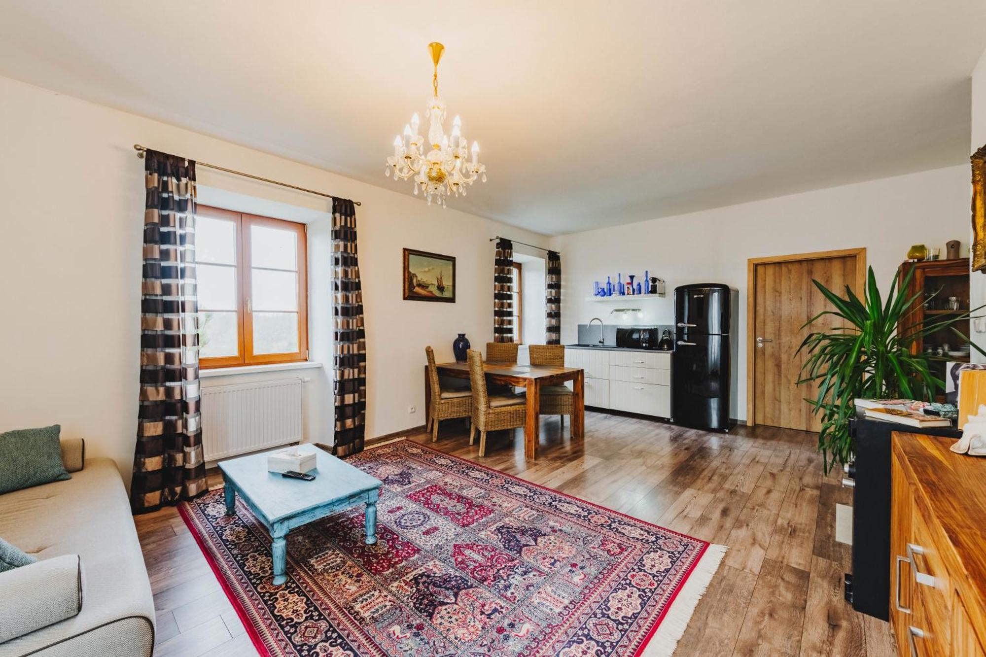 Apartmán Růžová 79 Tábor Exteriér fotografie